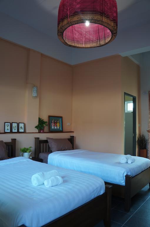 Bann Pin Kaew Hotel Csiangraj Kültér fotó