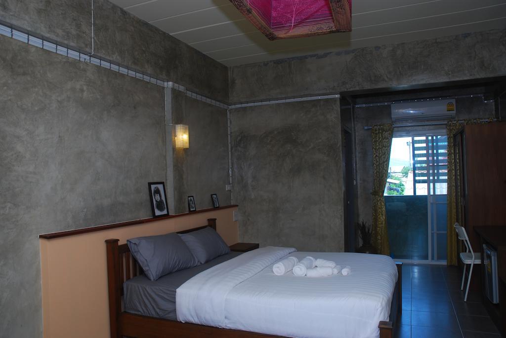 Bann Pin Kaew Hotel Csiangraj Szoba fotó
