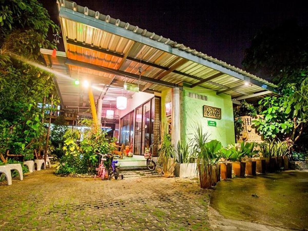 Bann Pin Kaew Hotel Csiangraj Kültér fotó