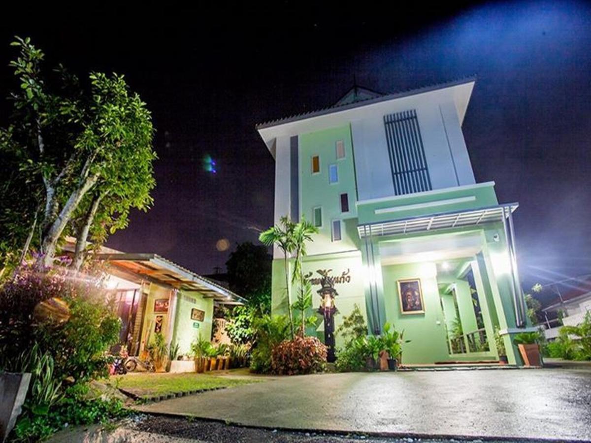 Bann Pin Kaew Hotel Csiangraj Kültér fotó